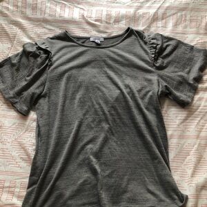 Nine West Gray Puffed Short Sleeve Top